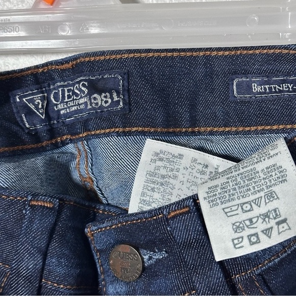 Guess Women Dark Blue Denim Jeans Britney Boot size 28 - Picture 3 of 9